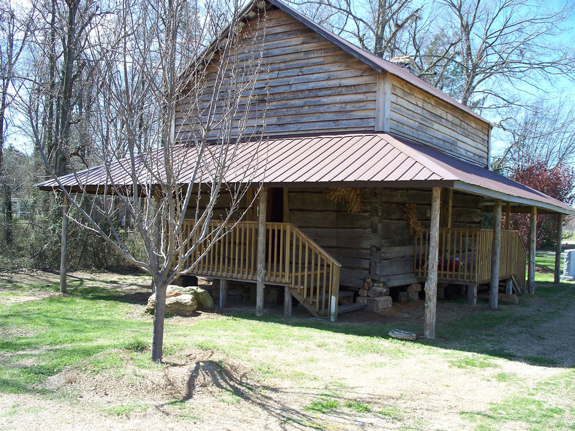 William and Sarah Hendrix old homesite.