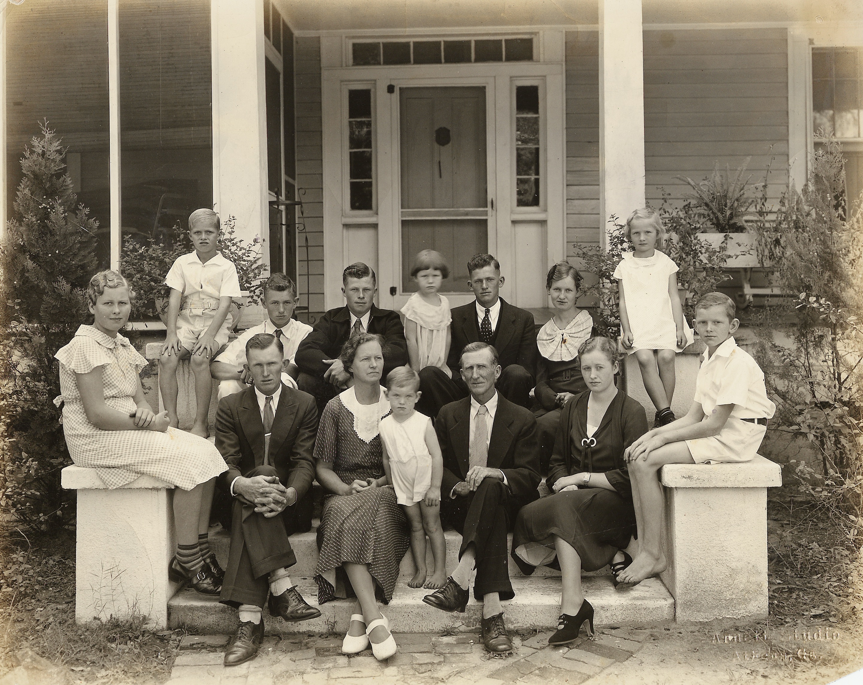 Lester/LESTERS 1936-1.jpg
