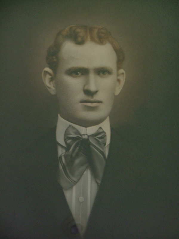 Waverly Otto Wood (1881-1903)
